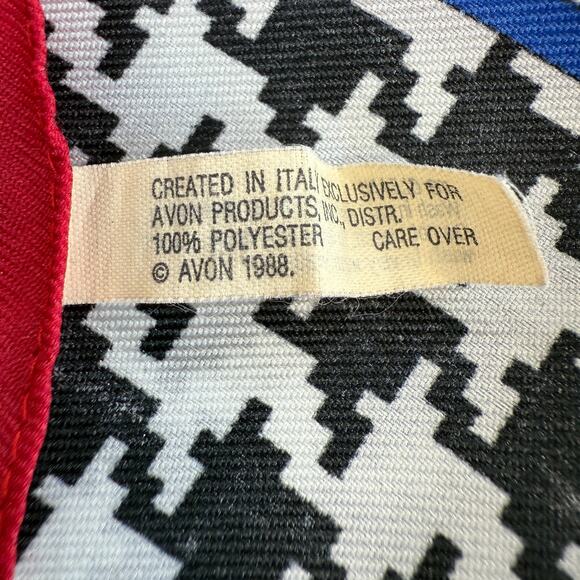 Lot of 4 Vintage Avon Scarfs Made in Italy Assortment Red Pink Blue Polyester - Picture 7 of 16